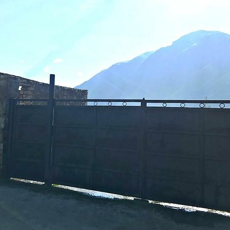 Piligrim Kazbegi Otel Dış mekan fotoğraf